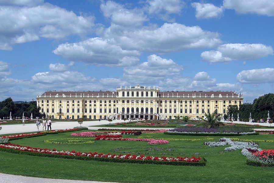 Schloss Schönbrunn & Schlosspark